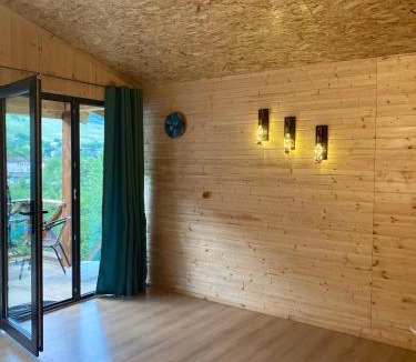 Bagvdanari Ski Chalet | Cottage Cozy Side with Stunning Mountain View