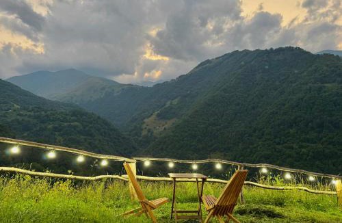 Roshka Cabin | Cottages in Chirdili