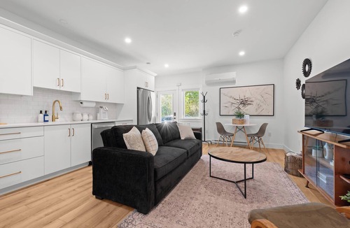 Dartmouth Apartment | Cozy 1 Bedroom Apartment Downtown Dartmouth