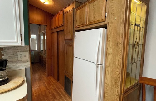 Arizona City House | Cozy 1 bedroom home in awesome Arizona City 55+community with pool & gym