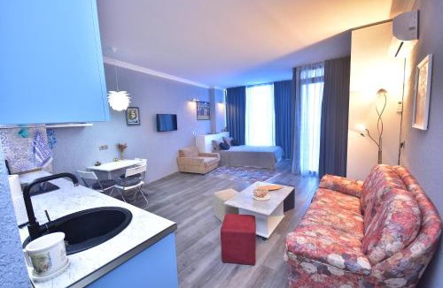 Chakvi Apartment | Cozy apartment in Chakvi, close to Oasis and Botanical Garden