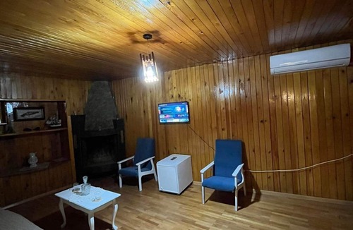 Kutaisi House | Cozy apartment with great location in the center of city