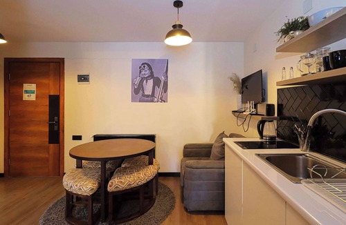 Kazbegi Apartment | Cozy Family Retreat in Old Gudauri - by Wehost