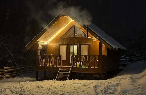 Bagvdanari Cottage | Cozy Mountain Cottage near Mestia Center with Stunning Views