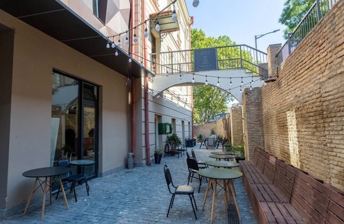 mtatsminda Apartment | Cozy place with large balconynn