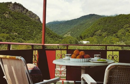 Ambrolauri House | Guest House Racha