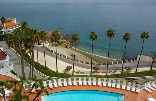 Avalon Villa | Hamilton Cove Oceanview Villa