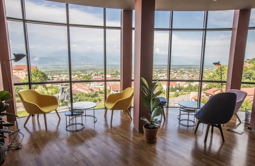 Telavi Hotel | Holiday Inn Telavi by IHG