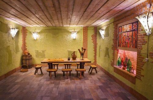 Akhaltsikhe Hotel | Hotel Almi