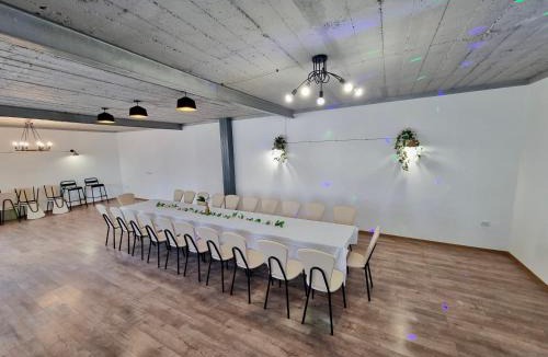 Bazaleti Villa | Laguna Villa - Pool, Sauna, Events - at Bazaleti Lake