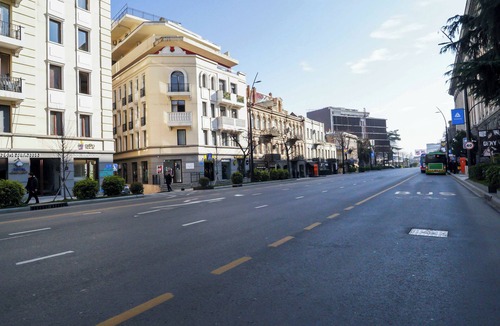 Tbilisi Apartment | Luxury apartment on av. Melikishvili with huge balcony, city center