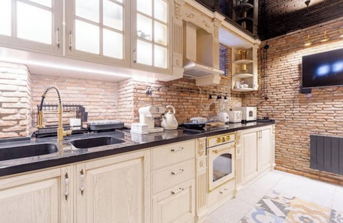 Chugureti House | Luxury Home in Old Tbilisi with Terrace