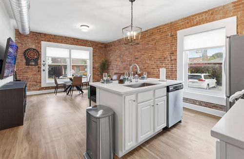 Lockerbie Square Apartment | Mass Ave Double Unit with Patio and Free Parking