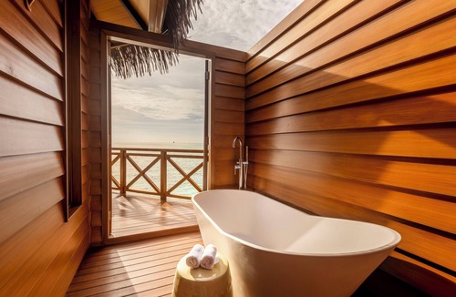 Kooddoo Resort | Mercure Maldives Kooddoo Adult-Only Resort