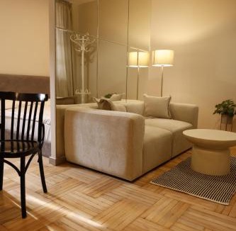 Tbilisi City Centre Apartment | Modern 1 BR Apartment near Liberty Square