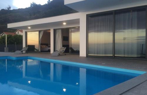 Arco da Calheta House | Moradia Syso