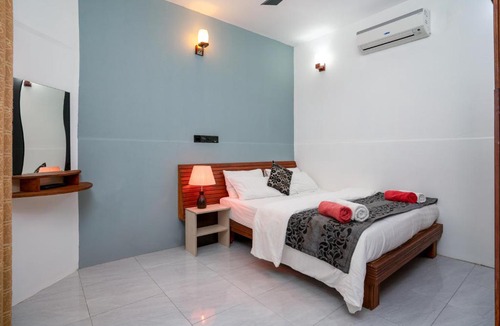 Ukulhas House | New Moon Village