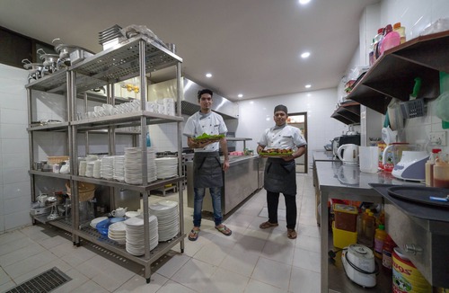Ukulhas Hotel | Paguro Beach Inn