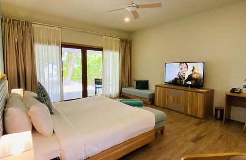 Kudafares Hotel | Rahaa Resort Maldives