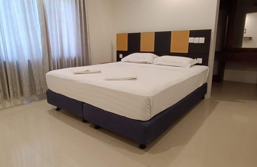 Rasdhoo House | Ras Rana Lodge