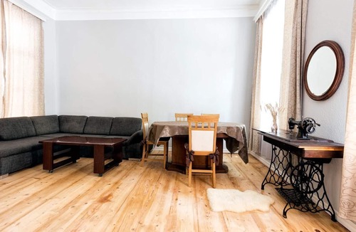 Sololaki Apartment | Real Tbilisi - Apartment