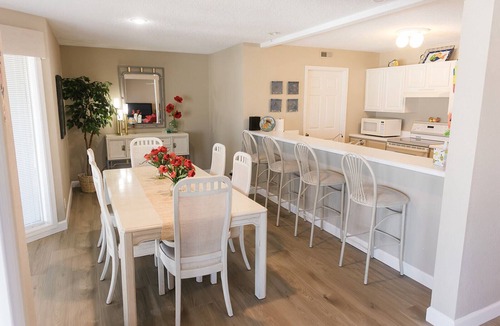 Village of Four Seasons Condo | Regatta Bay 404B- Walk-in level condo