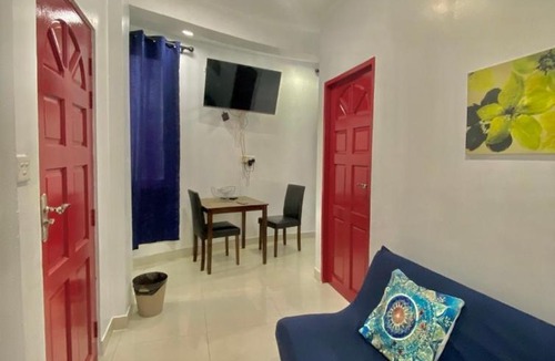 Male House | Resting View Blue 2 - One Bedroom Apartment