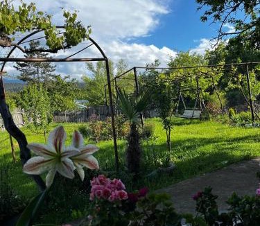 Tsromi House | roomes