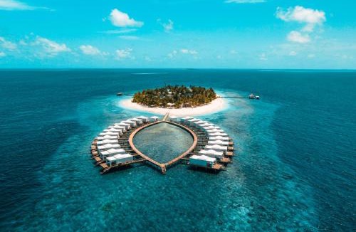 Bathala Island Resort | Sandies Bathala