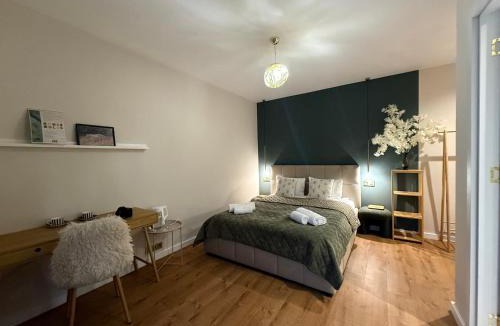Mirzaani House | Savanna Guest House