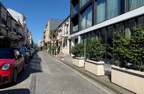 Old Boulevard Apartment | Secret Garden Oasis in Heart of Old Batumi