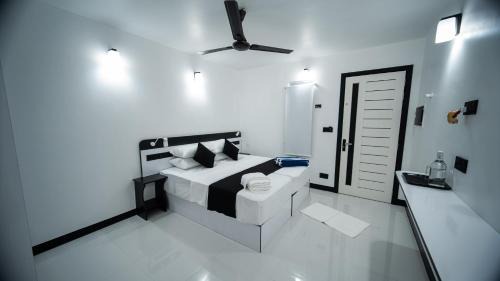 Mathiveri House | Sunset Beach Stay at Mathiveri