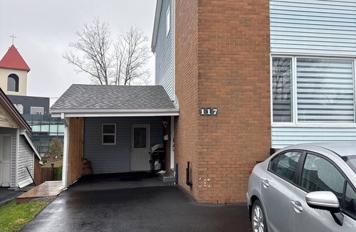 Clayton Park House | Welcome to your home away from home, a cozy suite in the heart of Clayton Park