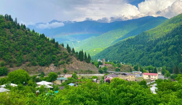 ლენტეხის მთის სასტუმრო - Lentekhi Mountain Inn