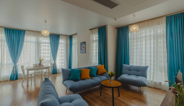 1 Bedroom Suite