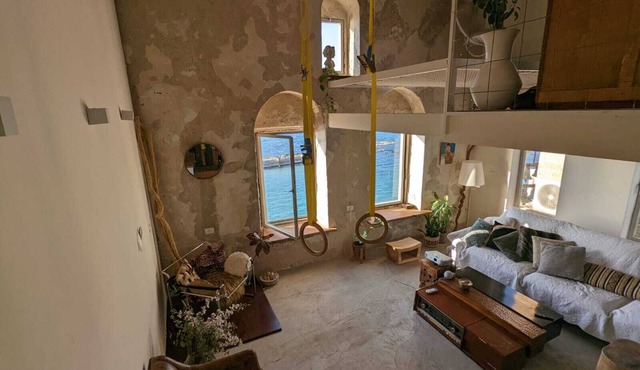 A stunning sea view loft located in Tel Aviv-Jaffa in תל אביב-יפו