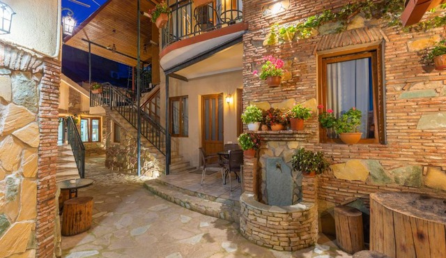 Apart Hotel with wine cellar - Old Tbilisi 1897