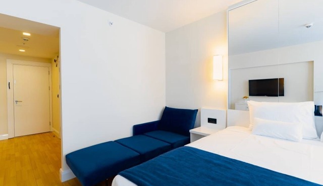 Apartment 50 meters from the sea