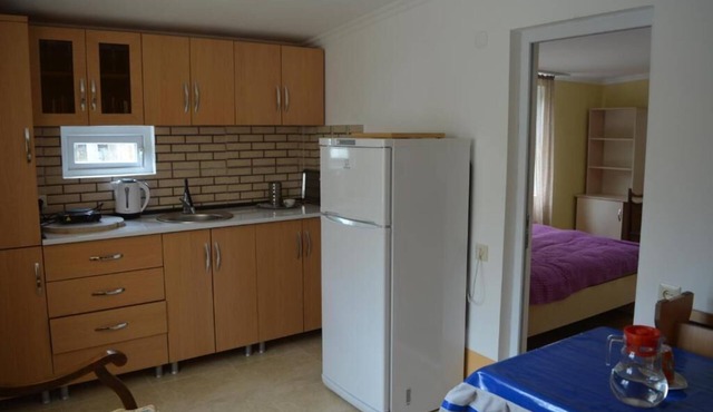 Apartment with private kitchen and bathroom