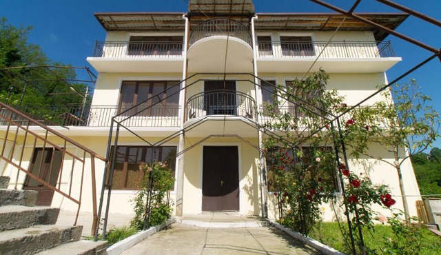Bagrat Guest House