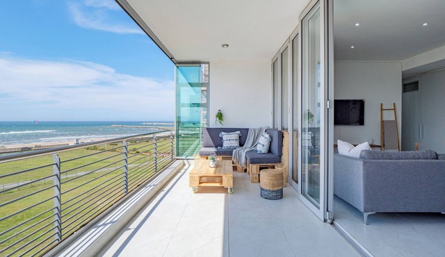 Beach Dream 3 bedroom Apartment in Durban