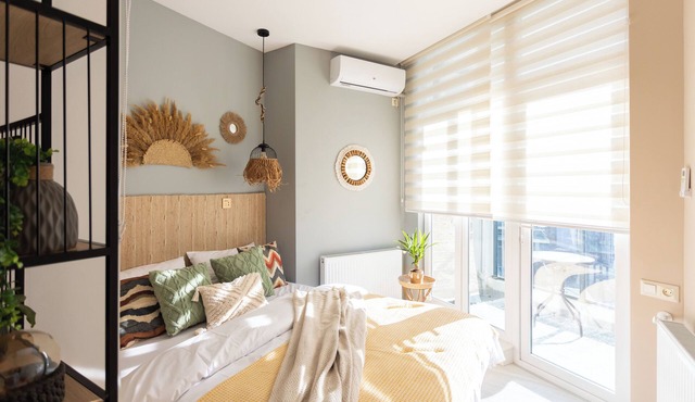 Boho Apartment - studio with designer interior and handmade decor by the owner