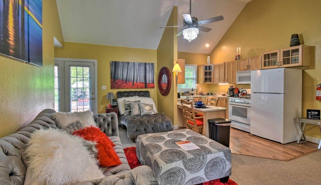 Bright Chesapeake Home Near Shopping & Dining in Chesapeake