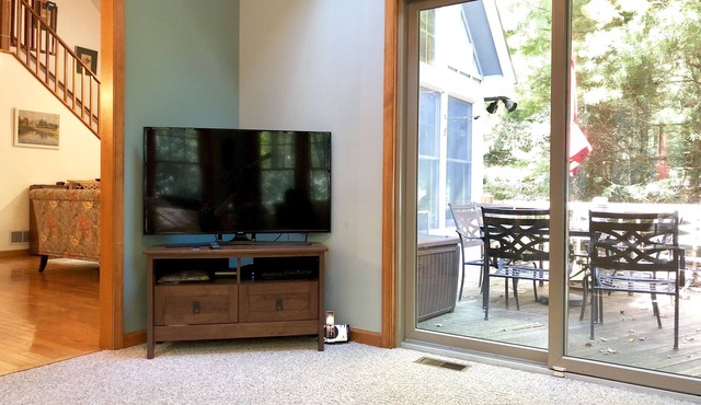 ⭐Central heat/AC ⭐ WiFi ⭐ Near pool, lake, beach!⭐ in Pocono Pines