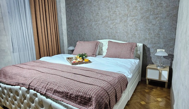 Charming 5-bedroom family hotel. Home away from home. in Kutaisi
