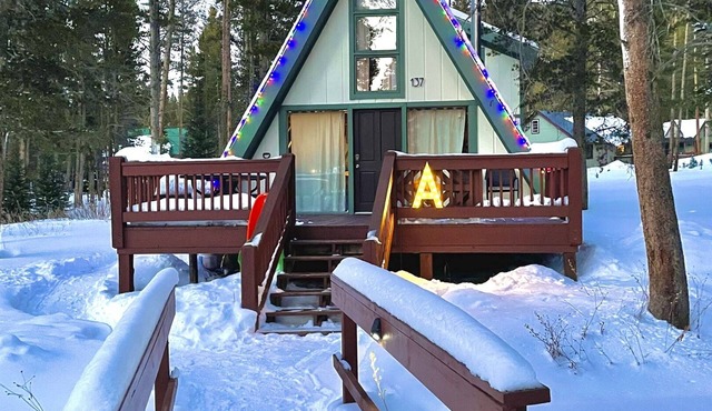 Charming A-Frame 5 Minutes from Breckenridge in Breckenridge