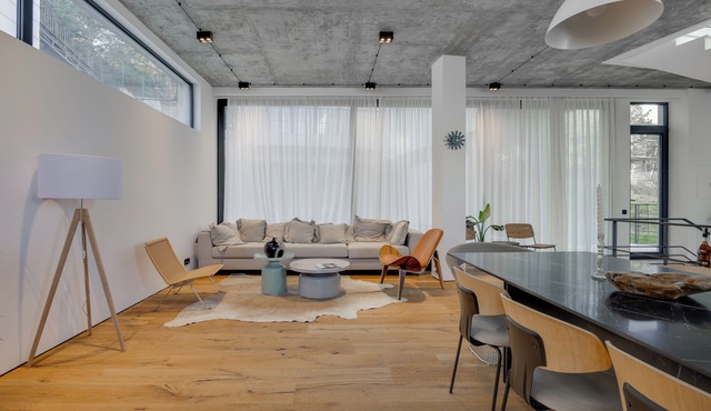 Chic Mountainside Tbilisi Oasis