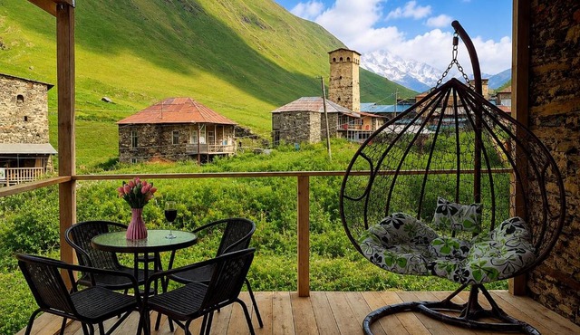 Chvibiani Guesthouse & Bar