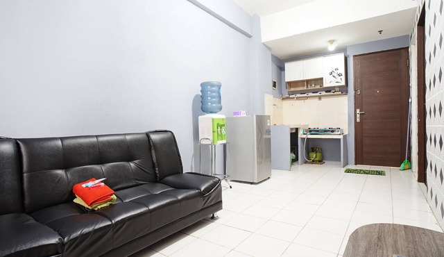 City Park Apartment by Anita in Jakarta