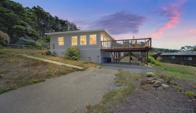 Coastal Cottage Jenner with Stunning Views! Pet-Friendly, Remote and Private in Jenner